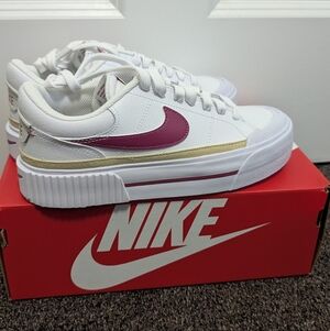 Nike White and Burgundy Sneakers